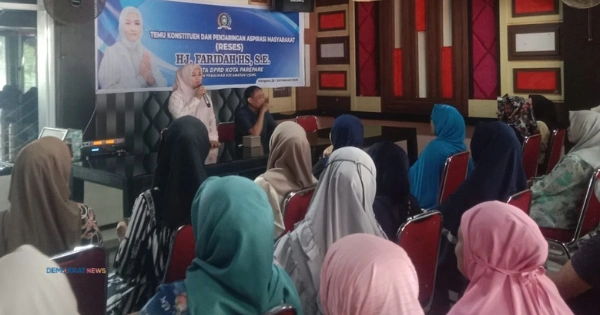 Anggota Dprd Kota Parepare Hj Farida Hs Berbicara Dalam Kegiatan Reses