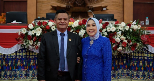 Indra Jaya Usman Bersama Istri Tercinta