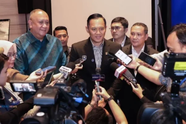 Menko Ipk Agus Harimurti Yudhoyono Ahy Memberi Keterangan Pers Usai Membuka Fgd Yang Diprakarsai Kemenko Ipk Bersama Sejumlah Institusi Perbankan Global