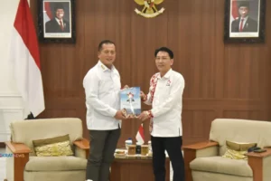 Gubernur Ntb Menerima Perwakilan Umat Budha