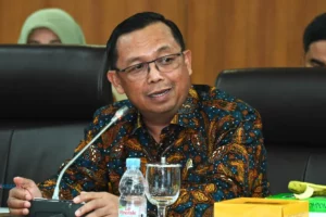 Herman Khaeron 2 Herman Khaeron 2