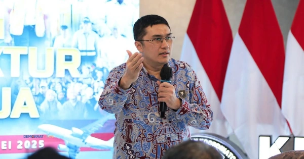 Herzaky Mahendra Putra