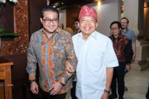 Teuku Riefky Harsya Bersama Gubernur Bali