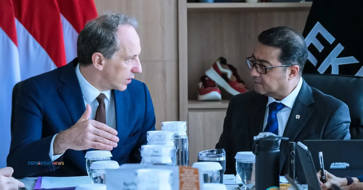 Teuku Riefky Harsya Dan Dubes Perancis