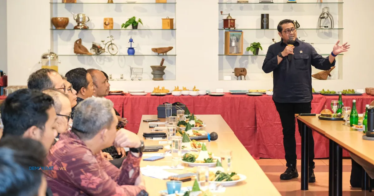 Teuku Riefky Harsya Teko Teh Ekraf