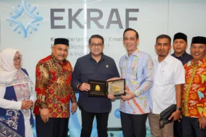 Teuku Riefky Harsya Terima Dpr Aceh