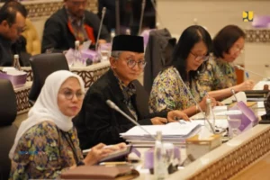 Dody Hanggodo Saat Menghadiri Rapat Kerja Bersama Komisi V Dpr Ri Terkait Evaluasi Pelaksanaan Apbn 2025
