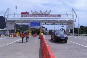 Gerbang Tol Padang Sicincin