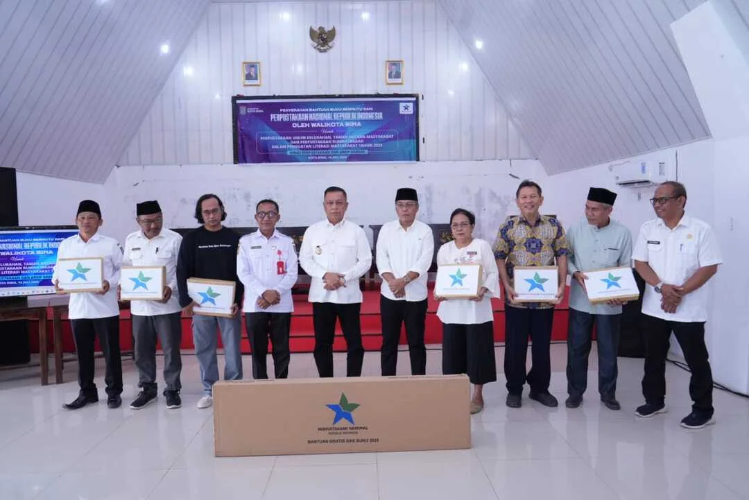 Wali Kota Bima Rahman Abidin Bersama Perwakilan 22 Taman Bacaan Masyarakat