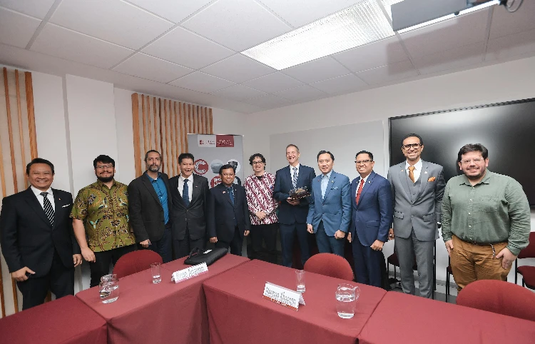 Diskusi Akademik Indonesia Meksiko