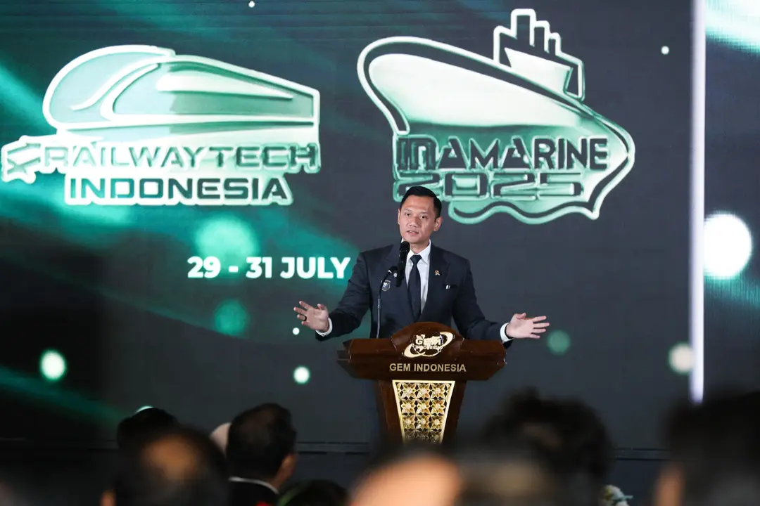 Menko Ahy Buka Pameran Transportasi