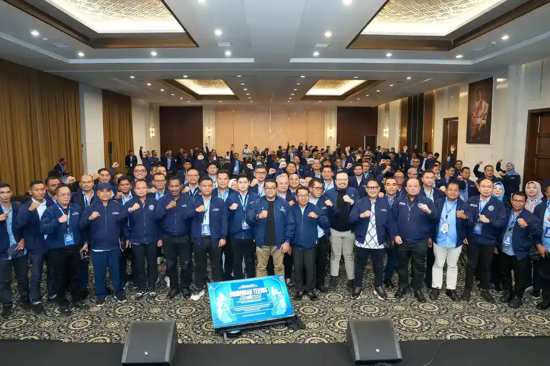 Menteri Ekraf Foto Bersama Peserta Bimtek Fpd Seindonesia