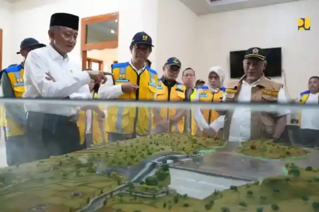 Menteri Pu Dody Hanggodo Tinjau Bendungan Logung