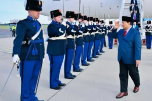 Presiden Prabowo Subianto Tiba Di Bandara Schipol Amsterdam