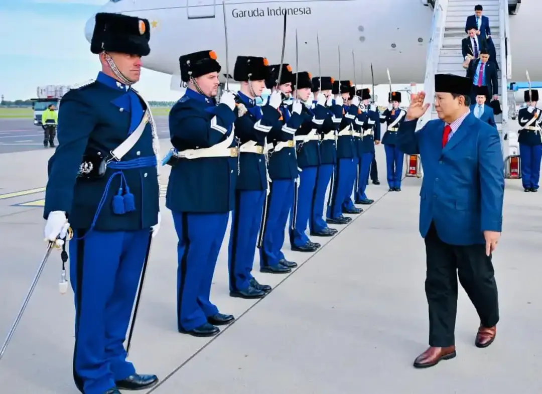 Presiden Prabowo Subianto Tiba Di Bandara Schipol Amsterdam