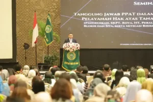 Wamen Atr Ossy Dermawan Di Seminar Ippat Jatim Wamen Atr Ossy Dermawan Di Seminar Ippat Jatim