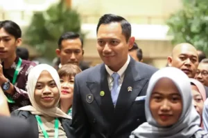 Ahy Raih Predikat Menteri Terkinerja