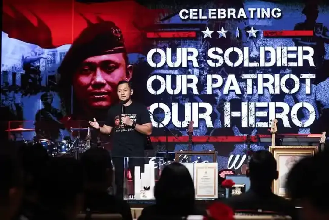 Ahy Bersama Keluarga Di Acara Syukuran