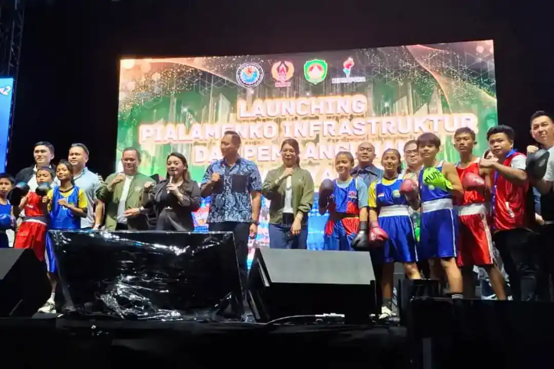 Ahy Di Pesta Rakyat Manado