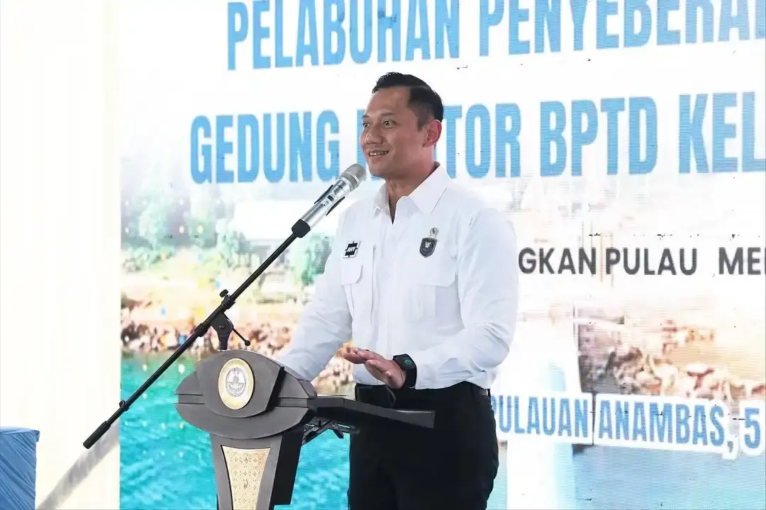 Ahy Resmikan Pelabuhan Letung Anambas