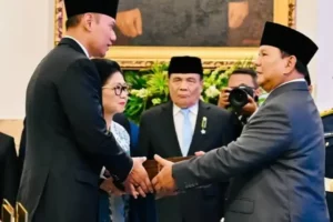Ahy Terima Penghargaan Pahlawan Nasional Untuk Sarwo Edhie Wibowo