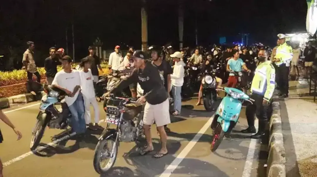 Balap Liar Pelajar Mataram Kembali Viral