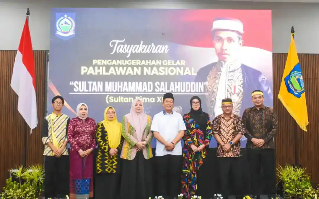 Gubernur Ntb Lalu Muhamad Iqbal Saat Acara Syukuran Gelar Pahlawan Nasional Sultan Salahuddin