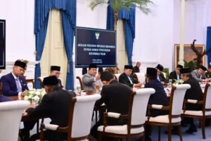 Prabowo Beri Arahan Komisi Reformasi Polri