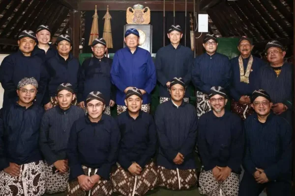 Ahy Dan Sby Ziarah Ke Makam Raja Raja Imogiri Yogyakarta