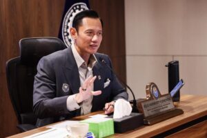 Ahy Terima Audiensi Fakultas Kehutanan Ugm Ahy Terima Audiensi Fakultas Kehutanan Ugm